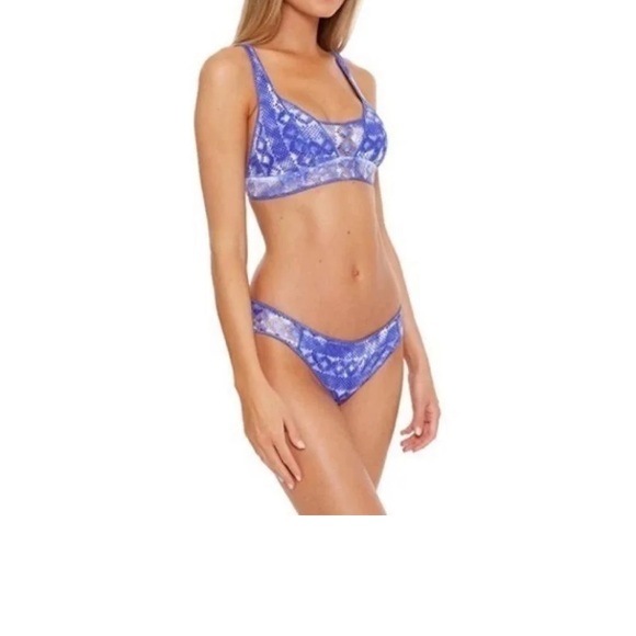 BECCA by Rebecca Virtue Sapphire Blue Crochet Tie Dye Bikini Top Swim - Picture 2 of 8